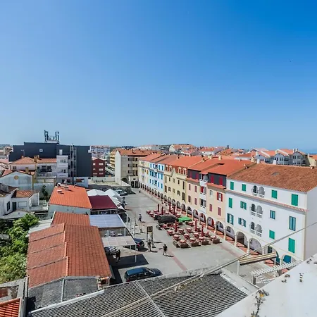 Lejlighed - 2 Bedrooms Center Of